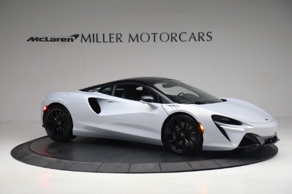 New 2023 McLaren Artura TechLux for sale $279,835 at Bentley Greenwich in Greenwich CT 06830 10