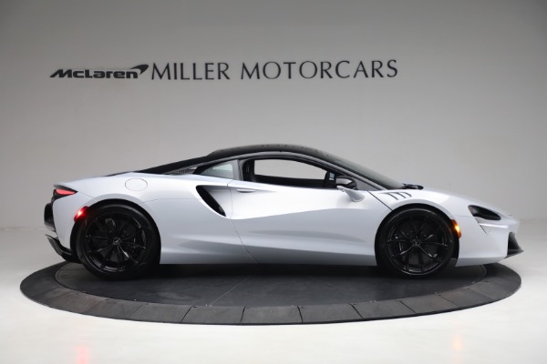 New 2023 McLaren Artura TechLux for sale Sold at Bentley Greenwich in Greenwich CT 06830 9