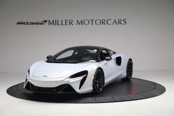 New 2023 McLaren Artura TechLux for sale $279,835 at Bentley Greenwich in Greenwich CT 06830 1