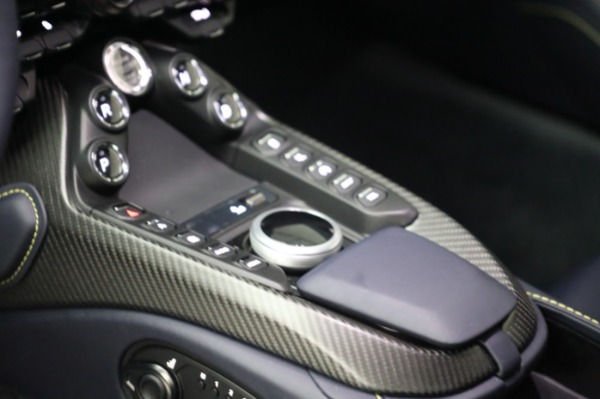 New 2023 Aston Martin Vantage V8 for sale $203,286 at Bentley Greenwich in Greenwich CT 06830 19