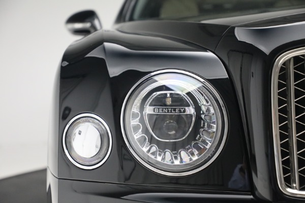 Used 2017 Bentley Mulsanne Extended Wheelbase for sale $259,900 at Bentley Greenwich in Greenwich CT 06830 15