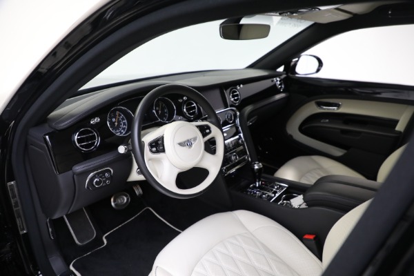 Used 2017 Bentley Mulsanne Extended Wheelbase for sale $259,900 at Bentley Greenwich in Greenwich CT 06830 17