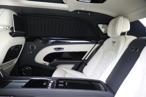 Used 2017 Bentley Mulsanne Extended Wheelbase for sale Sold at Bentley Greenwich in Greenwich CT 06830 26