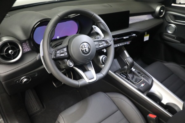 New 2024 Alfa Romeo Tonale Ti for sale $54,450 at Bentley Greenwich in Greenwich CT 06830 18