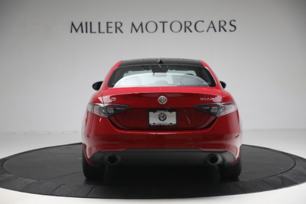 New 2024 Alfa Romeo Giulia Ti for sale $51,115 at Bentley Greenwich in Greenwich CT 06830 6