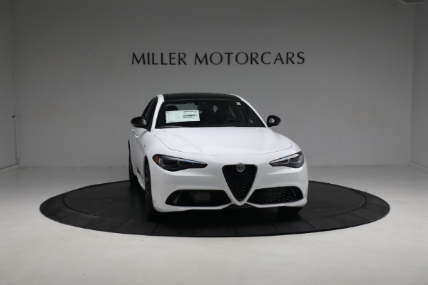 New 2024 Alfa Romeo Giulia Veloce for sale $53,940 at Bentley Greenwich in Greenwich CT 06830 3