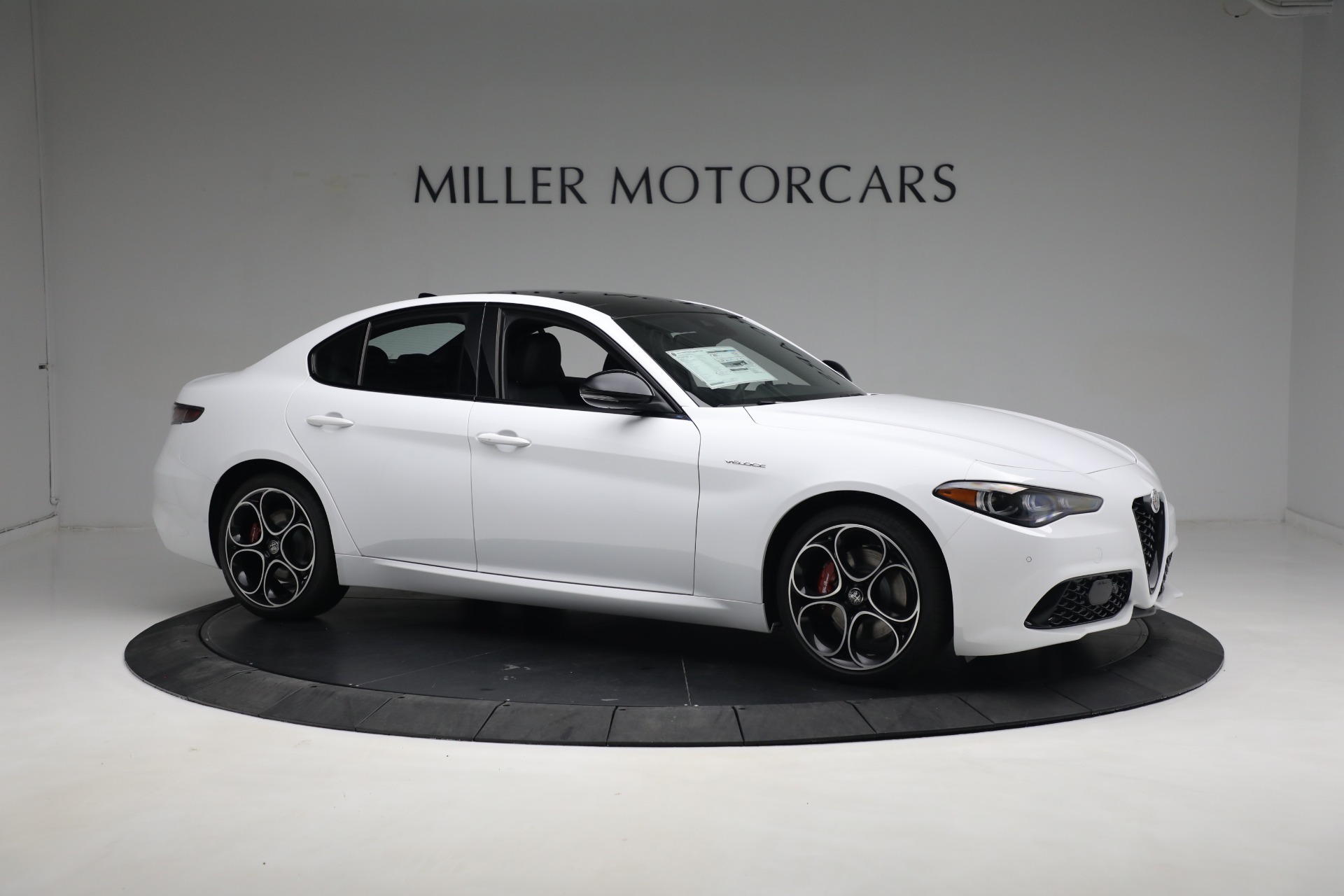 New 2024 Alfa Romeo Giulia Veloce for sale $53,940 at Bentley Greenwich in Greenwich CT 06830 1