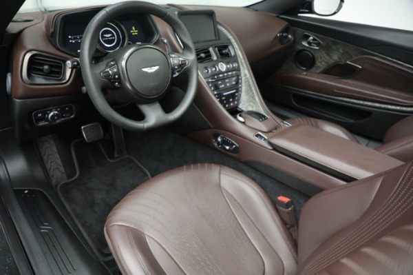 Used 2020 Aston Martin DB11 Volante for sale $148,900 at Bentley Greenwich in Greenwich CT 06830 19
