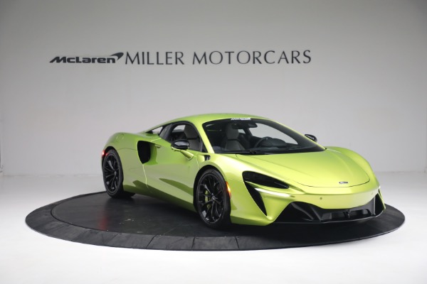 New 2023 McLaren Artura Vision for sale $277,875 at Bentley Greenwich in Greenwich CT 06830 11
