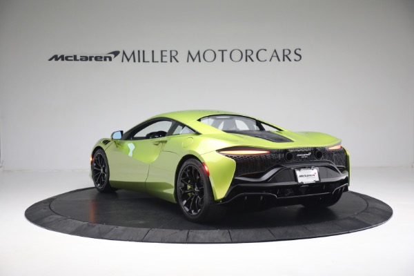 New 2023 McLaren Artura Vision for sale $277,875 at Bentley Greenwich in Greenwich CT 06830 5