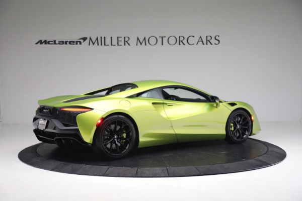 New 2023 McLaren Artura Vision for sale $277,875 at Bentley Greenwich in Greenwich CT 06830 8