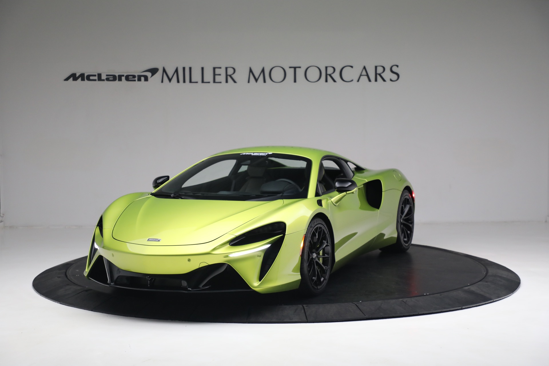 New 2023 McLaren Artura Vision for sale $277,875 at Bentley Greenwich in Greenwich CT 06830 1