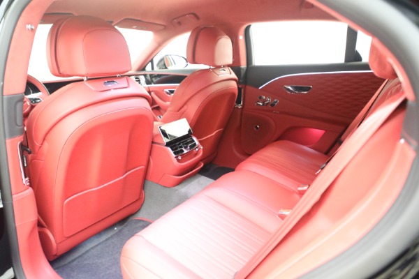 New 2023 Bentley Flying Spur Speed for sale $288,465 at Bentley Greenwich in Greenwich CT 06830 27
