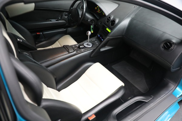 Used 2003 Lamborghini Murcielago for sale Sold at Bentley Greenwich in Greenwich CT 06830 24