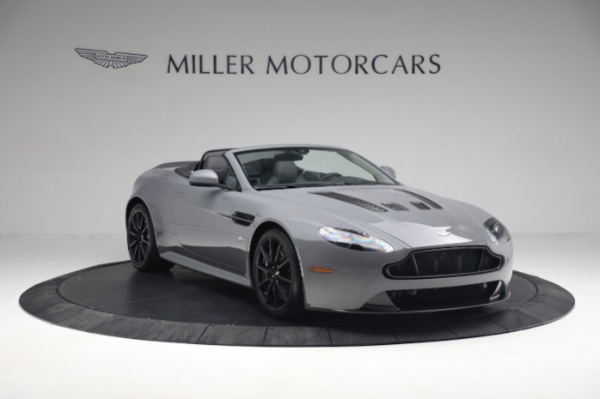 Used 2017 Aston Martin V12 Vantage S Roadster for sale Call for price at Bentley Greenwich in Greenwich CT 06830 10