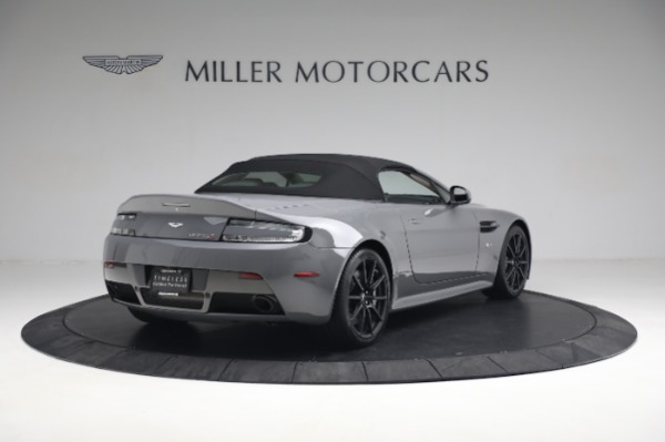 Used 2017 Aston Martin V12 Vantage S Roadster for sale Call for price at Bentley Greenwich in Greenwich CT 06830 16