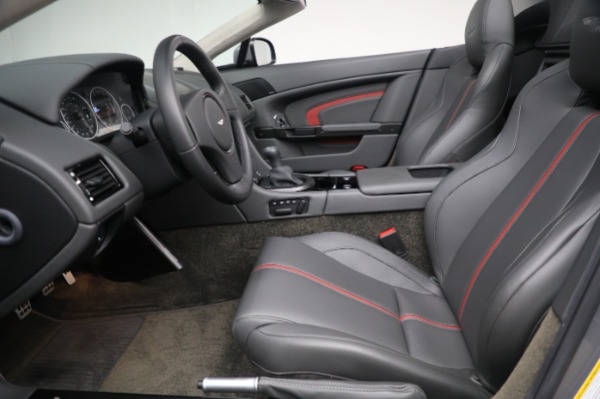 Used 2017 Aston Martin V12 Vantage S Roadster for sale Call for price at Bentley Greenwich in Greenwich CT 06830 20