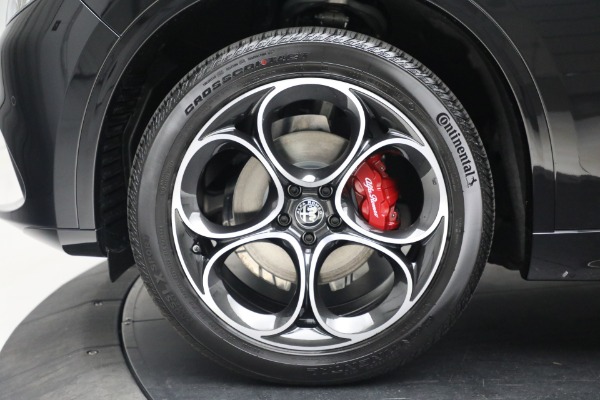 New 2023 Alfa Romeo Stelvio Veloce for sale $48,900 at Bentley Greenwich in Greenwich CT 06830 27