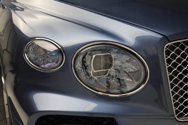 New 2023 Bentley Bentayga Hybrid for sale $250,740 at Bentley Greenwich in Greenwich CT 06830 19