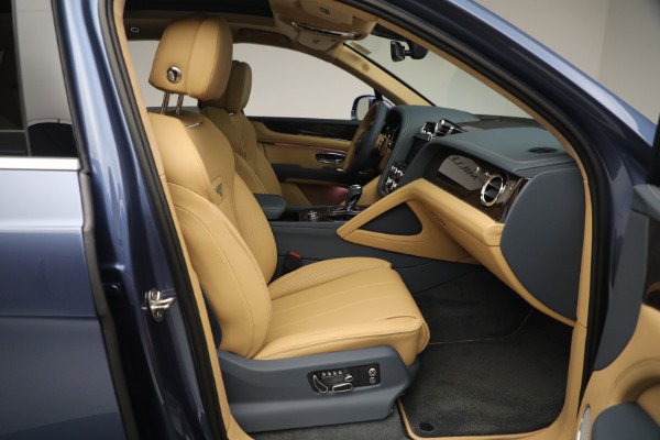 New 2023 Bentley Bentayga Hybrid for sale $250,740 at Bentley Greenwich in Greenwich CT 06830 27