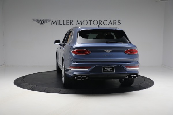 New 2023 Bentley Bentayga Hybrid for sale $250,740 at Bentley Greenwich in Greenwich CT 06830 7