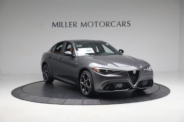 New 2024 Alfa Romeo Giulia Ti for sale $54,250 at Bentley Greenwich in Greenwich CT 06830 16