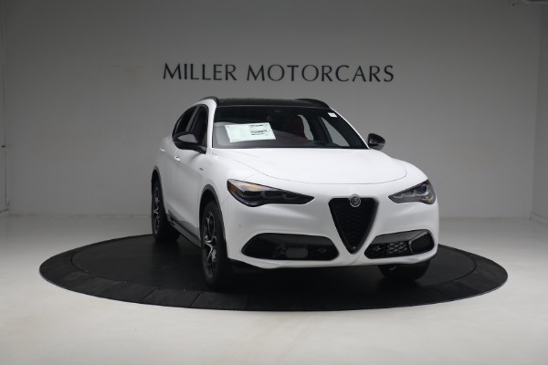 New 2024 Alfa Romeo Stelvio Veloce for sale $56,095 at Bentley Greenwich in Greenwich CT 06830 20