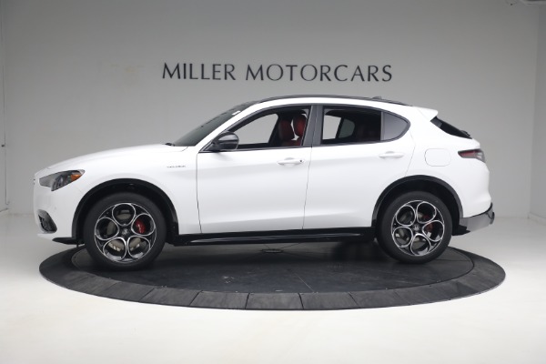 New 2024 Alfa Romeo Stelvio Veloce for sale $56,095 at Bentley Greenwich in Greenwich CT 06830 4
