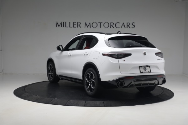 New 2024 Alfa Romeo Stelvio Veloce for sale $56,095 at Bentley Greenwich in Greenwich CT 06830 8