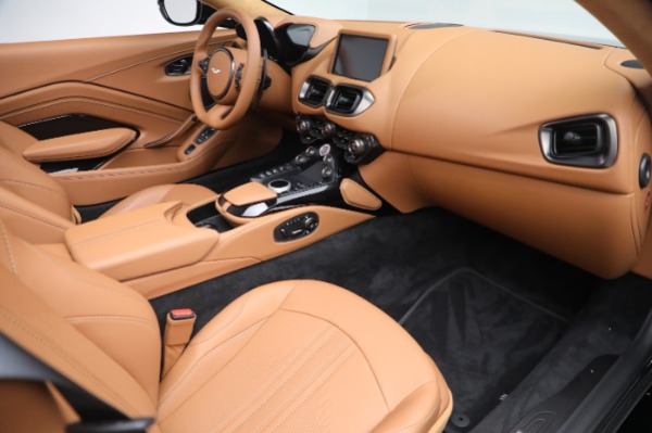 New 2023 Aston Martin Vantage V8 for sale $209,886 at Bentley Greenwich in Greenwich CT 06830 25