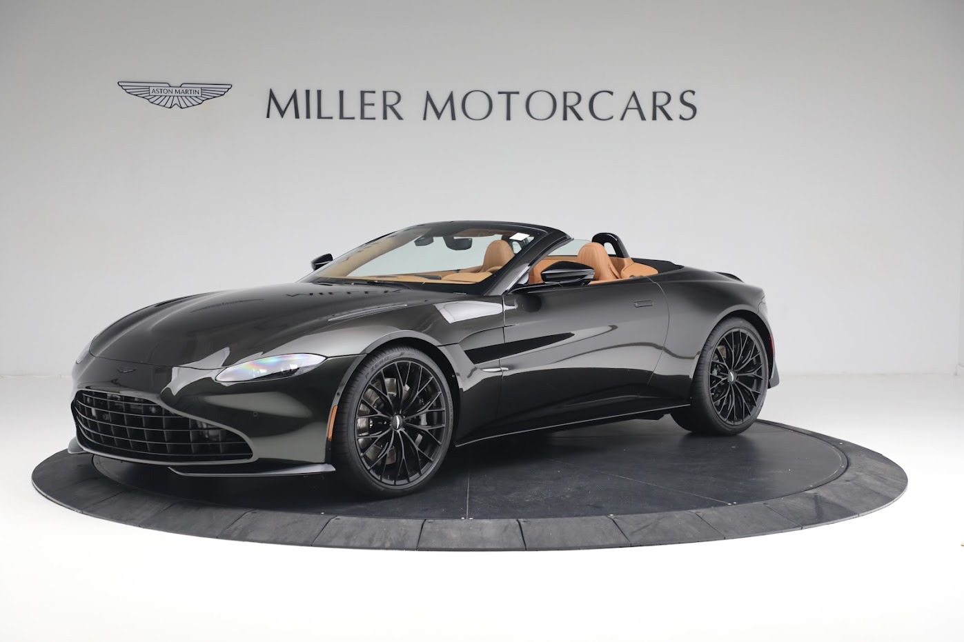 New 2023 Aston Martin Vantage V8 for sale $209,886 at Bentley Greenwich in Greenwich CT 06830 1