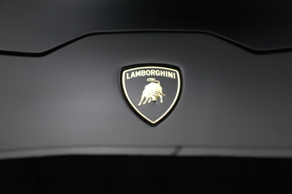 Used 2015 Lamborghini Huracan LP 610-4 for sale $219,900 at Bentley Greenwich in Greenwich CT 06830 28