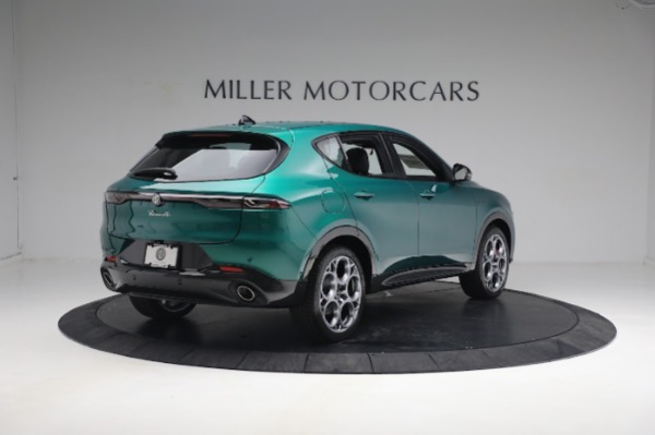 New 2024 Alfa Romeo Tonale Veloce for sale $58,840 at Bentley Greenwich in Greenwich CT 06830 11