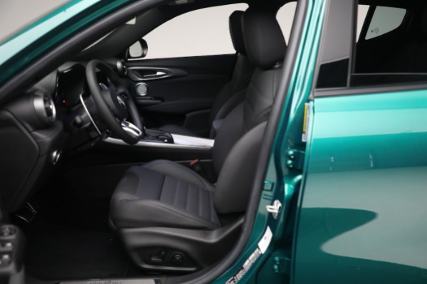 New 2024 Alfa Romeo Tonale Veloce for sale $58,840 at Bentley Greenwich in Greenwich CT 06830 20