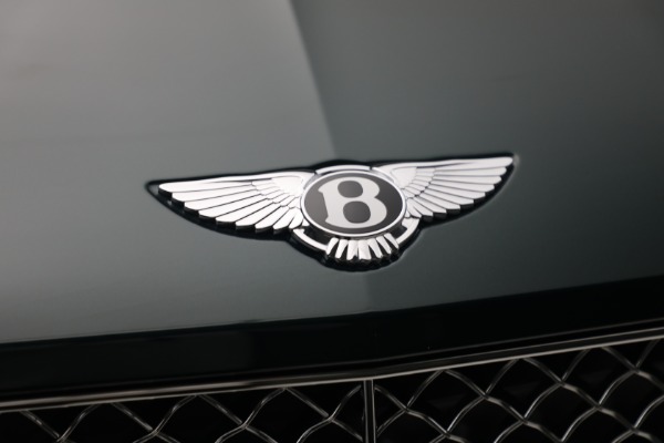 New 2023 Bentley Bentayga Azure Hybrid for sale $258,965 at Bentley Greenwich in Greenwich CT 06830 16