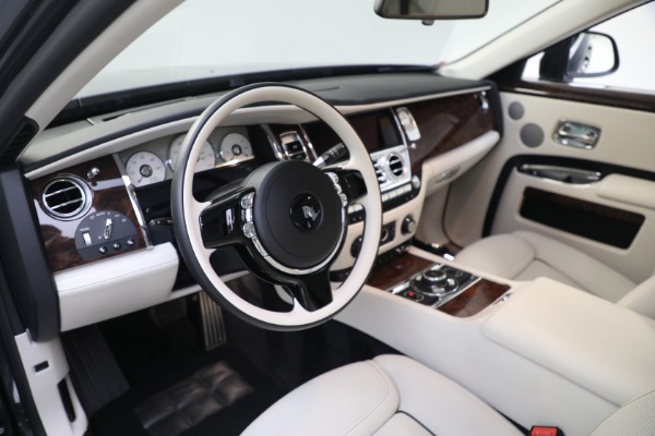 Used 2019 Rolls-Royce Ghost for sale $225,900 at Bentley Greenwich in Greenwich CT 06830 21