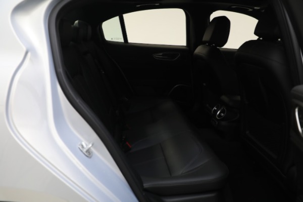 New 2023 Alfa Romeo Giulia Ti for sale Call for price at Bentley Greenwich in Greenwich CT 06830 21