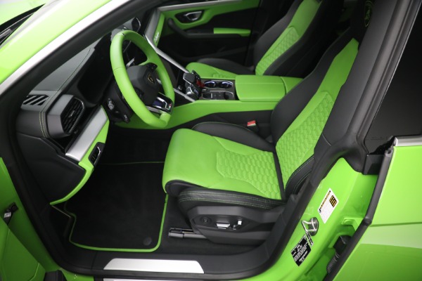 Used 2022 Lamborghini Urus for sale $269,900 at Bentley Greenwich in Greenwich CT 06830 17