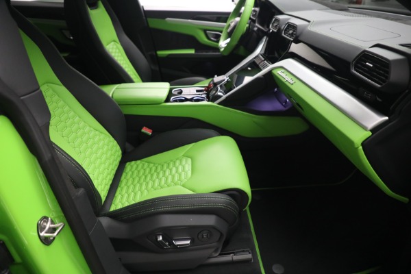 Used 2022 Lamborghini Urus for sale $269,900 at Bentley Greenwich in Greenwich CT 06830 22