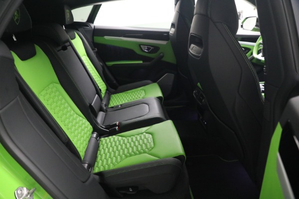 Used 2022 Lamborghini Urus for sale $269,900 at Bentley Greenwich in Greenwich CT 06830 25