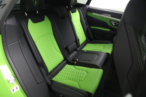 Used 2022 Lamborghini Urus for sale $269,900 at Bentley Greenwich in Greenwich CT 06830 26