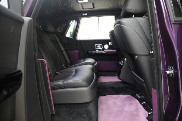 Used 2020 Rolls-Royce Phantom for sale $394,900 at Bentley Greenwich in Greenwich CT 06830 22