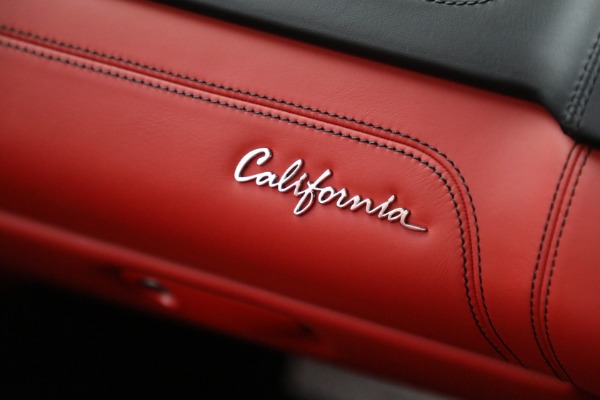 Used 2014 Ferrari California for sale $134,900 at Bentley Greenwich in Greenwich CT 06830 28