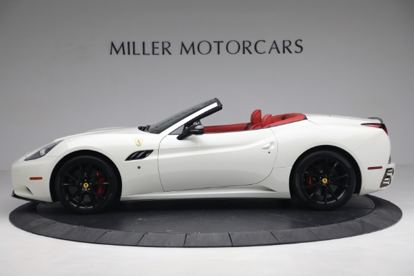 Used 2014 Ferrari California for sale $134,900 at Bentley Greenwich in Greenwich CT 06830 3