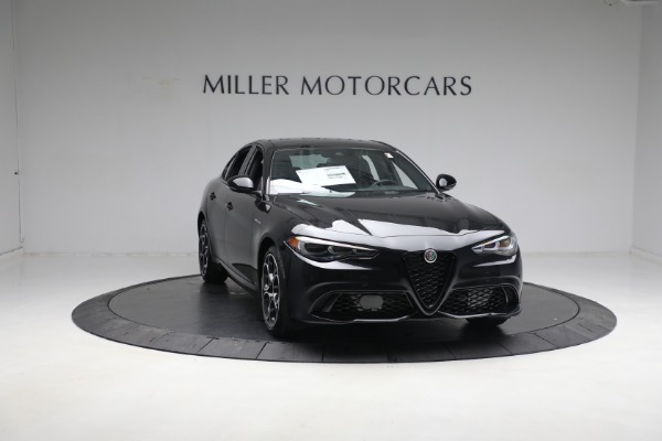 New 2024 Alfa Romeo Giulia Veloce for sale Sold at Bentley Greenwich in Greenwich CT 06830 18