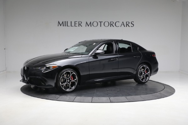 New 2024 Alfa Romeo Giulia Veloce for sale Sold at Bentley Greenwich in Greenwich CT 06830 3