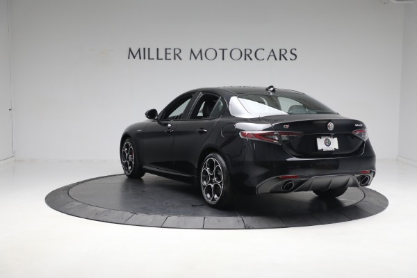 New 2024 Alfa Romeo Giulia Veloce for sale Sold at Bentley Greenwich in Greenwich CT 06830 7
