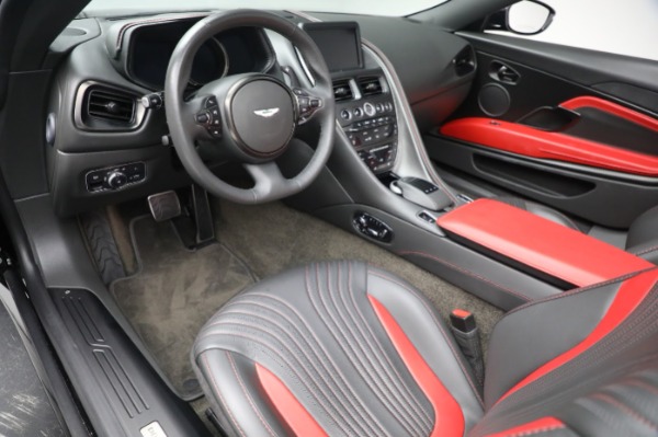 Used 2020 Aston Martin DB11 Volante for sale $147,900 at Bentley Greenwich in Greenwich CT 06830 19