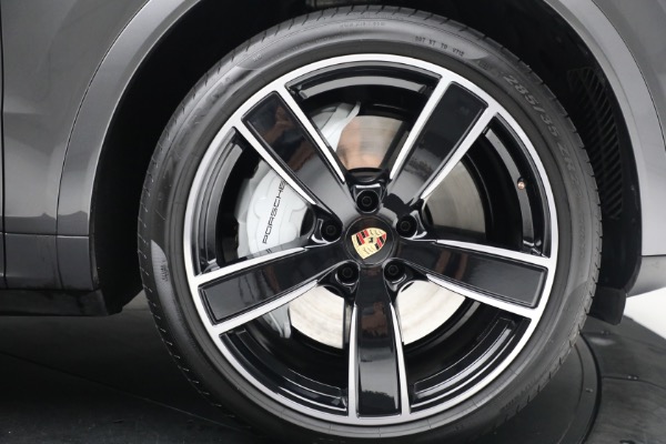 Used 2023 Porsche Cayenne Turbo Coupe for sale $149,900 at Bentley Greenwich in Greenwich CT 06830 13
