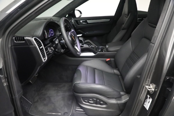 Used 2023 Porsche Cayenne Turbo Coupe for sale $149,900 at Bentley Greenwich in Greenwich CT 06830 15